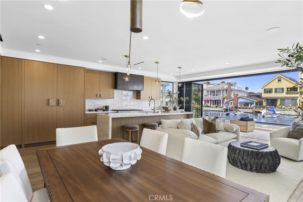 113 Grand Canal