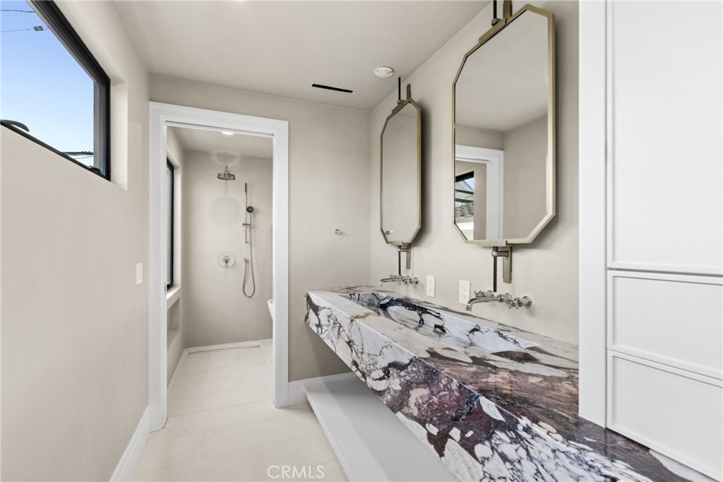 113 Grand Canal