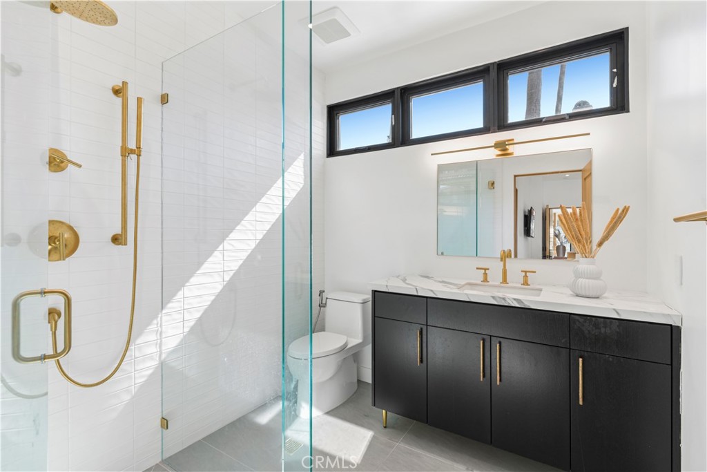215 Goldenrod