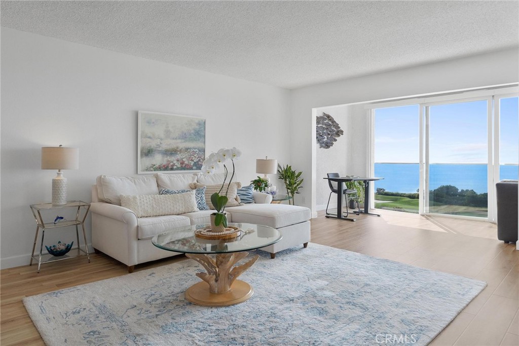 3200 La Rotonda Drive 202