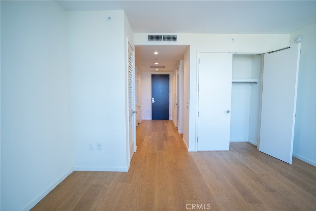 877 Francisco Street 1818