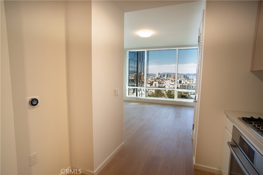 877 Francisco Street 1818