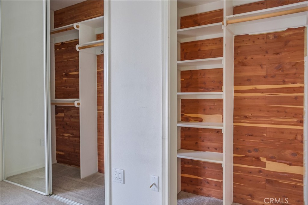 2845 Unicornio Street