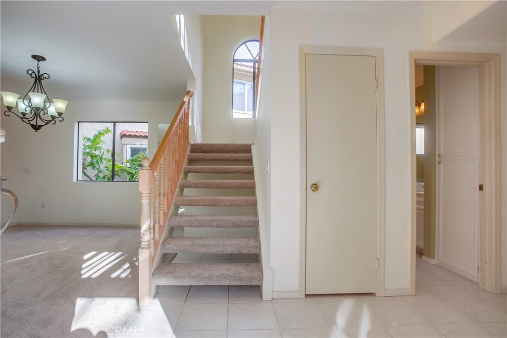 2845 Unicornio Street