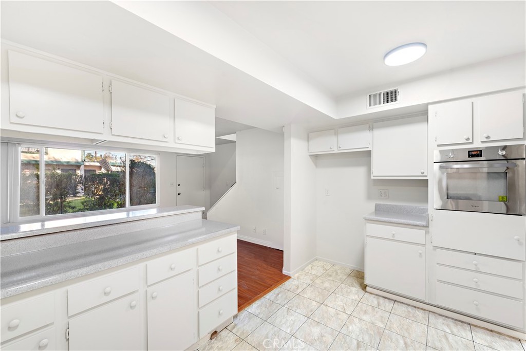 1002 Mission Drive D