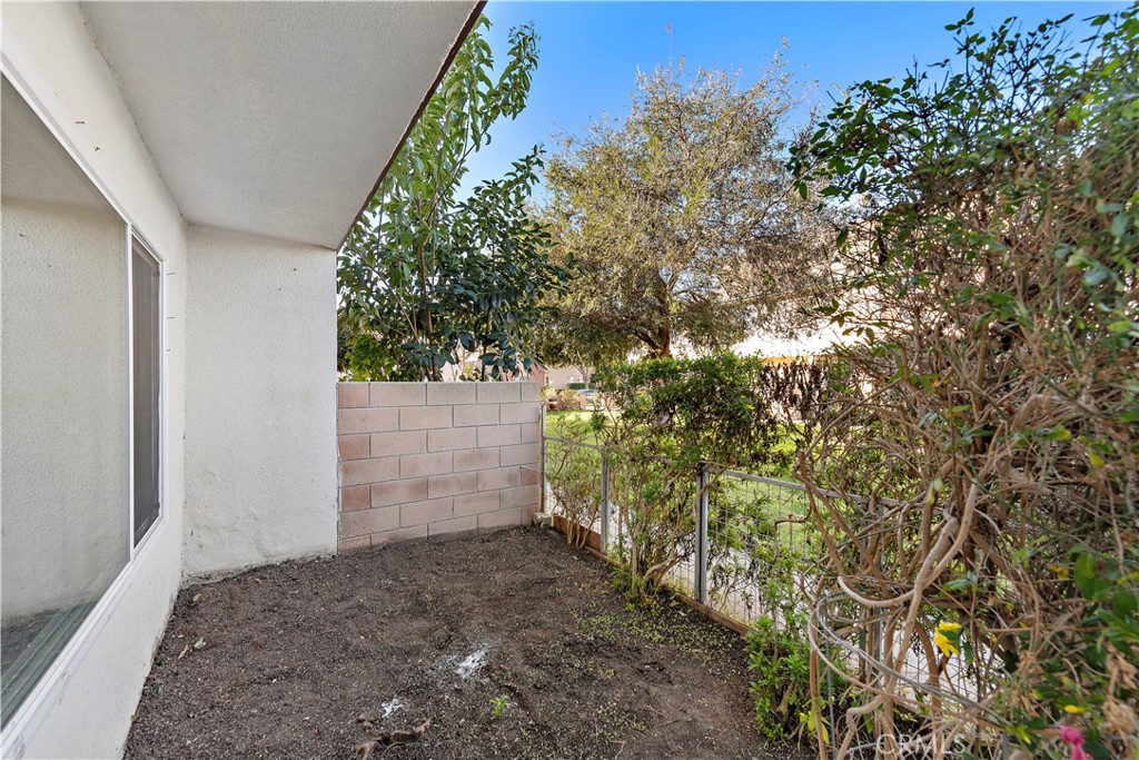 1002 Mission Drive D