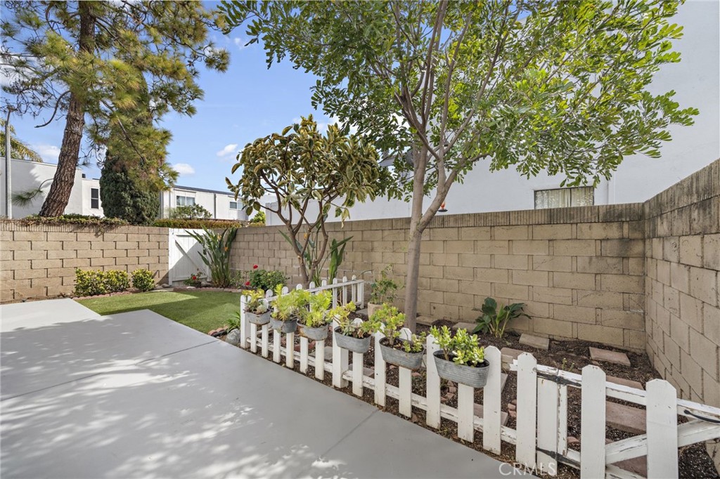 2426 Miseno Way