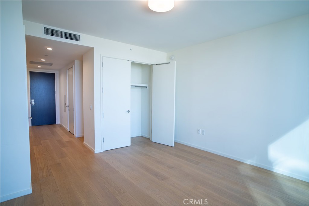 877 Francisco Street 1818