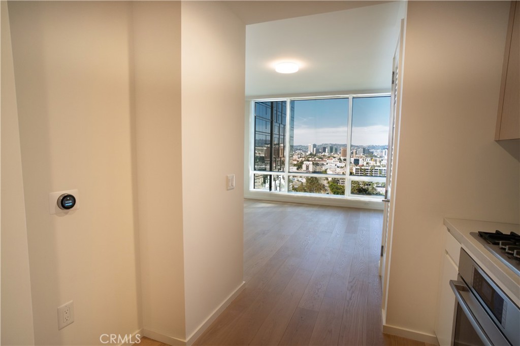 877 Francisco Street 1818