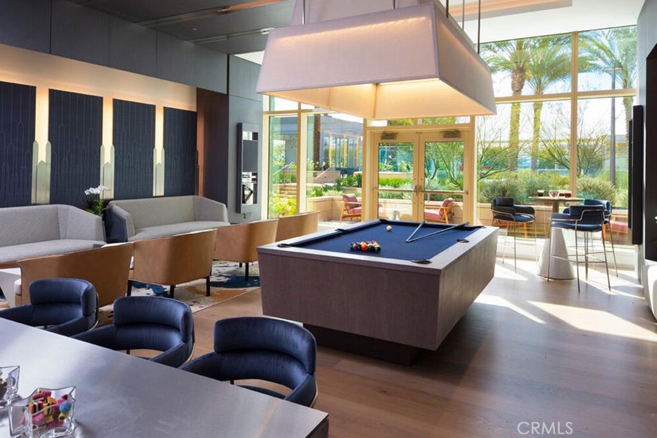 877 Francisco Street 1818