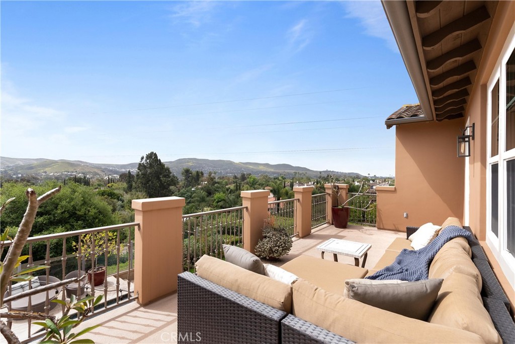 27492 Calle de la Rosa