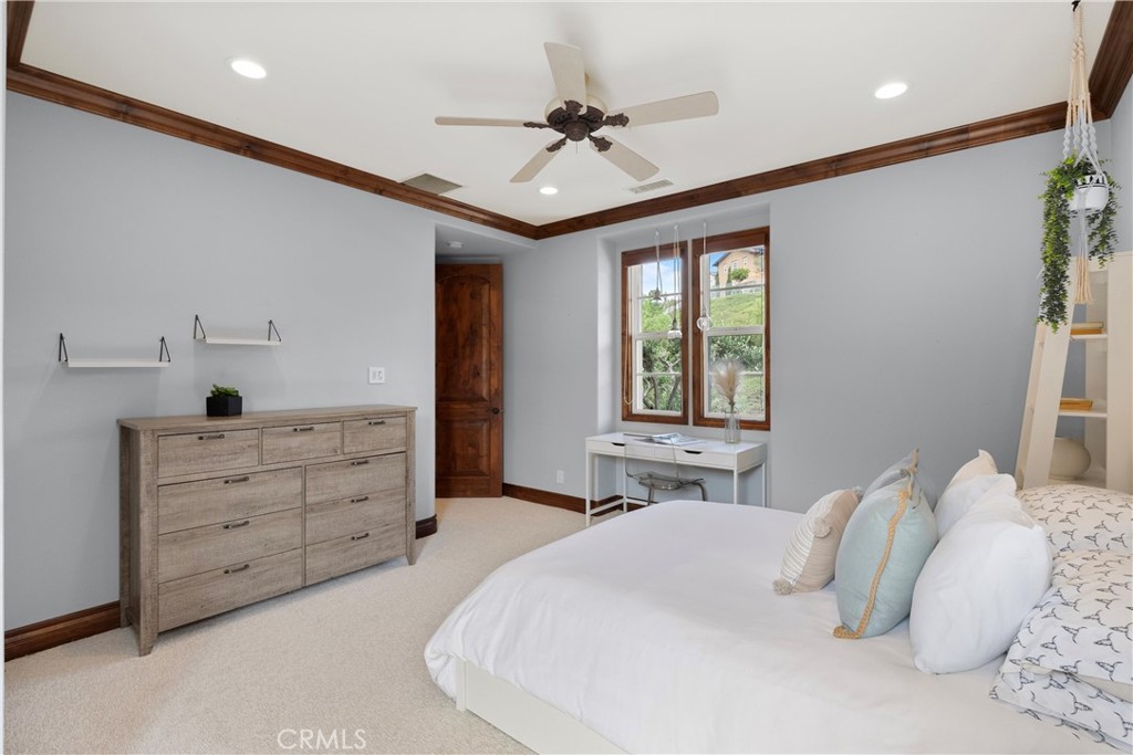 27492 Calle de la Rosa