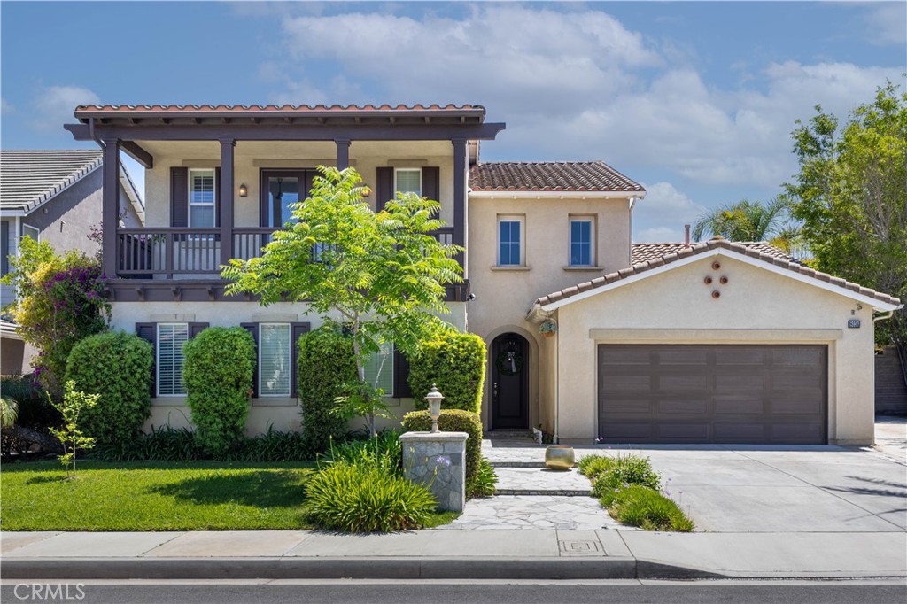 8034 E Portico