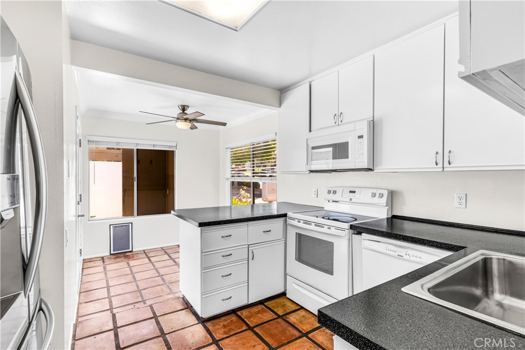 23305 Caminito Marcial 77