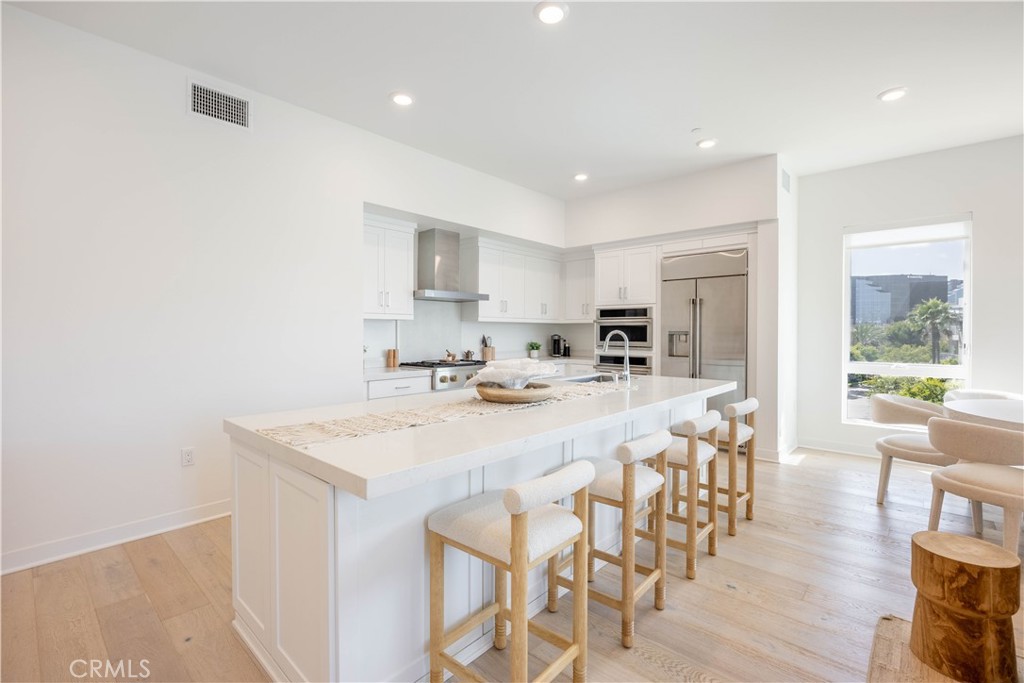 3400 Rivington