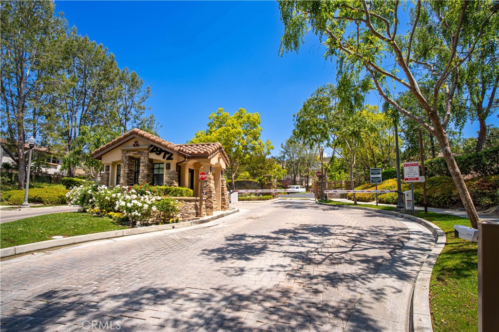 2877 Muir Trail Drive