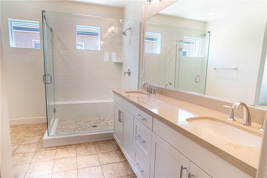 1221 Viejo Hills Drive