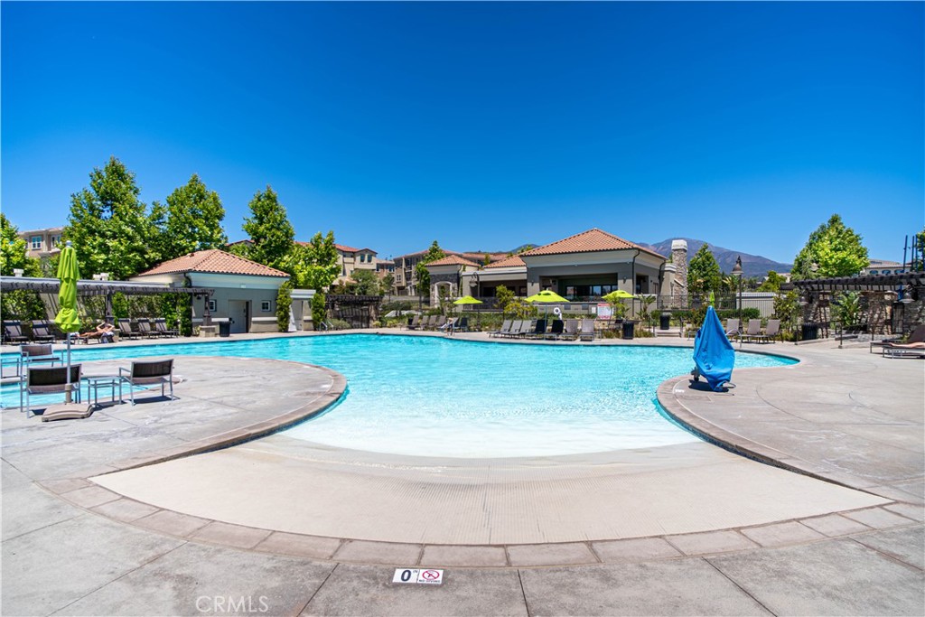 1221 Viejo Hills Drive