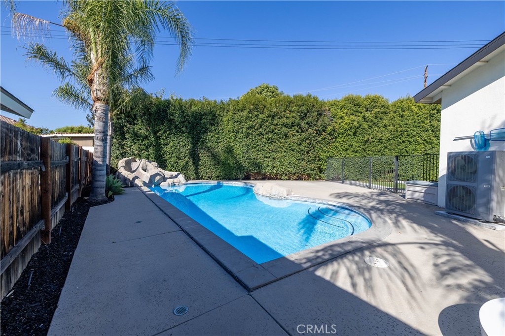 2919 E Athens Avenue