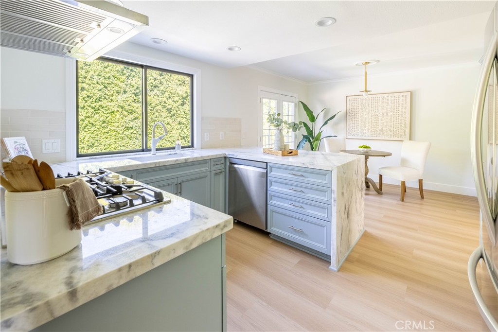 2919 E Athens Avenue