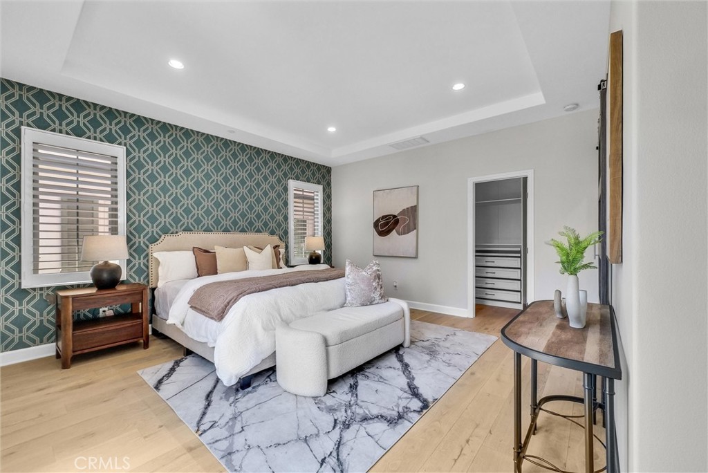 61 Acorn Glen