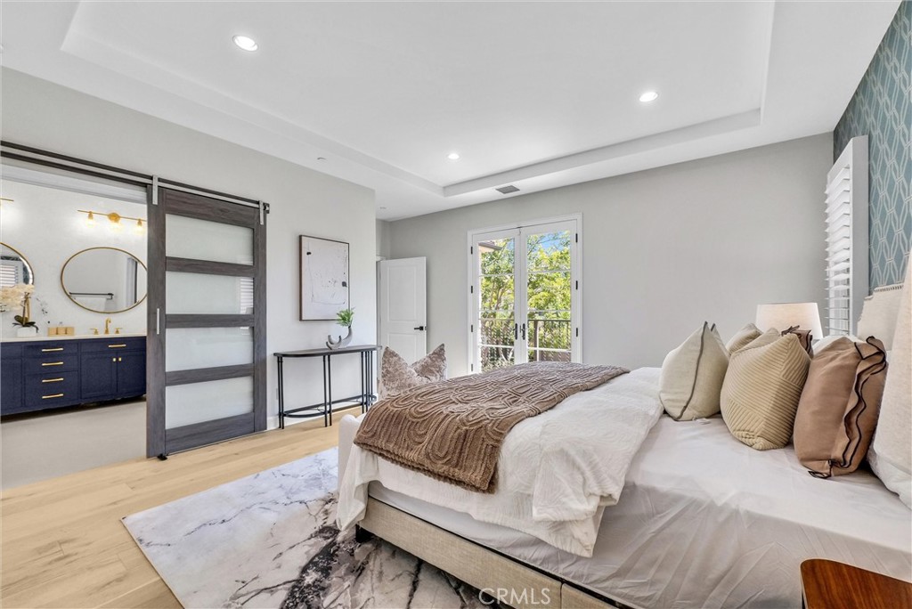 61 Acorn Glen