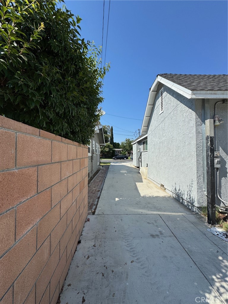 122 E Brookdale Place A