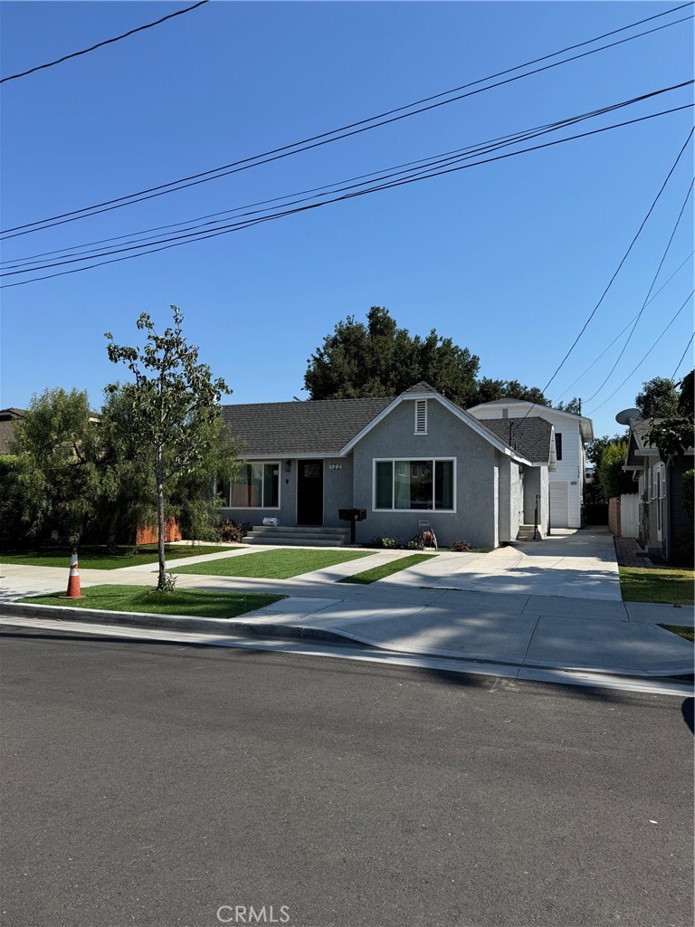 122 E Brookdale Place A