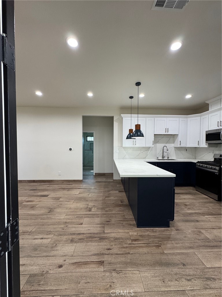 122 E Brookdale Place A