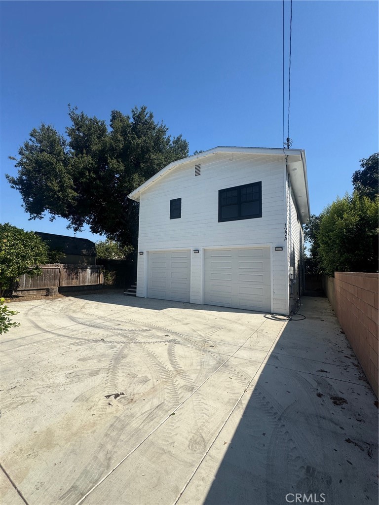 122 E Brookdale Place A