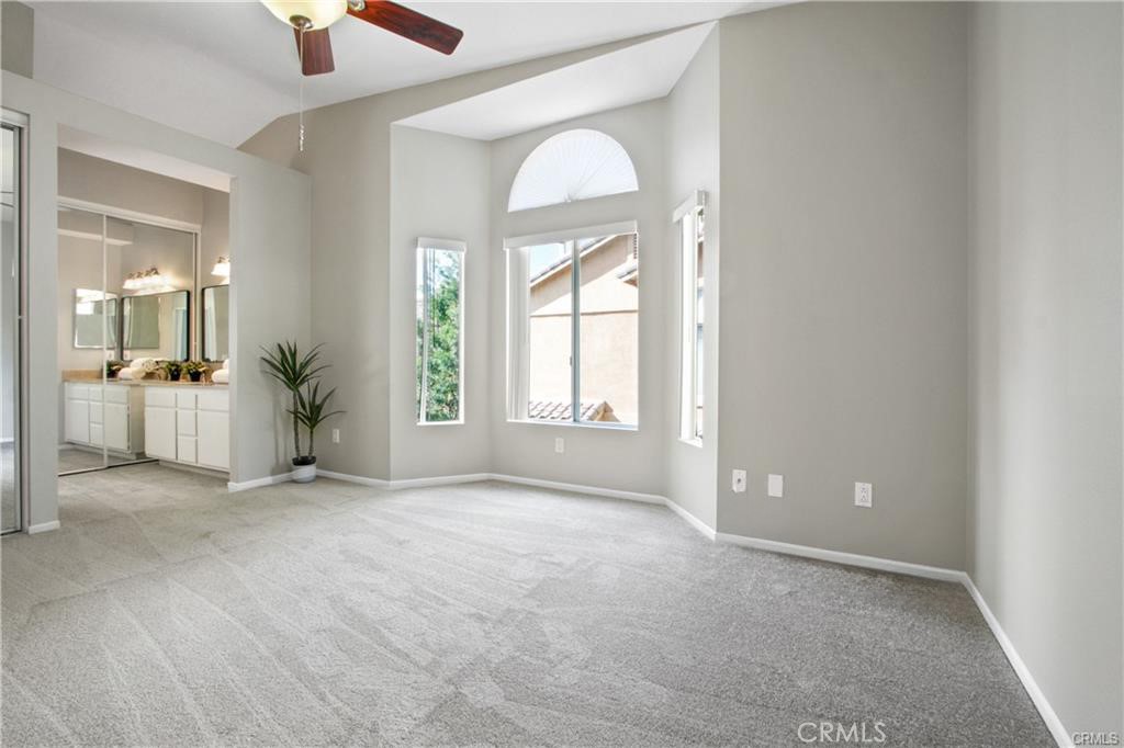 19431 Rue De Valore 49A