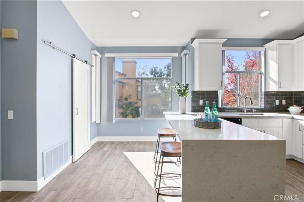 19431 Rue De Valore 49A