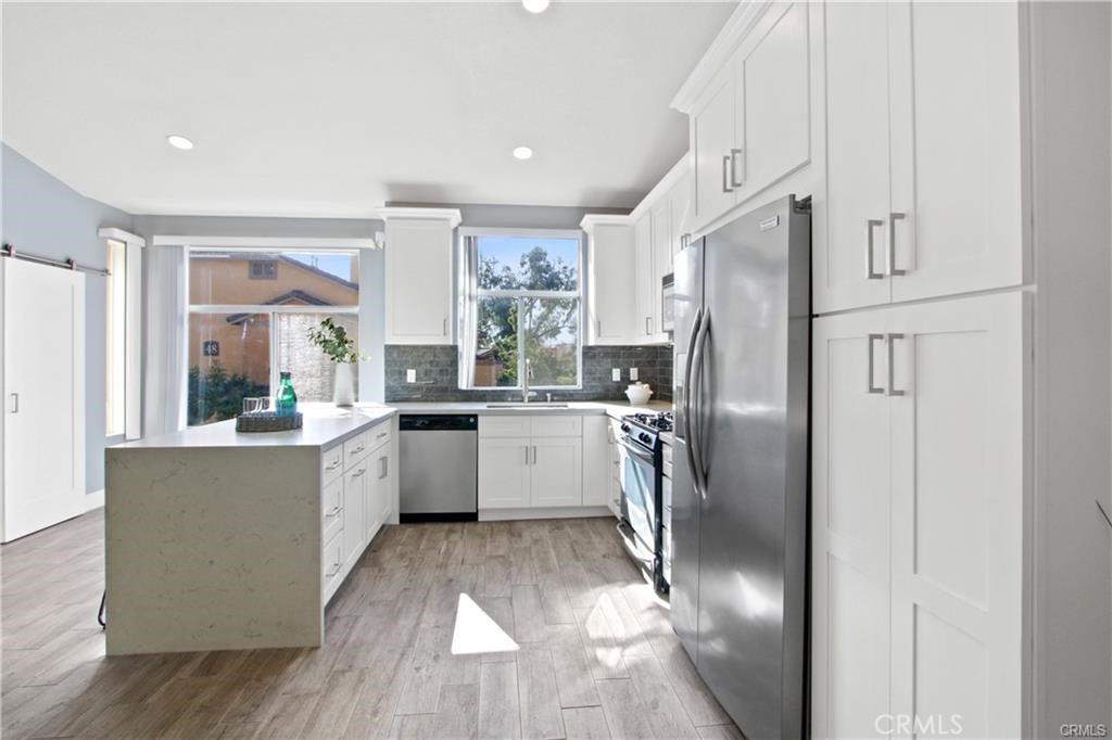 19431 Rue De Valore 49A