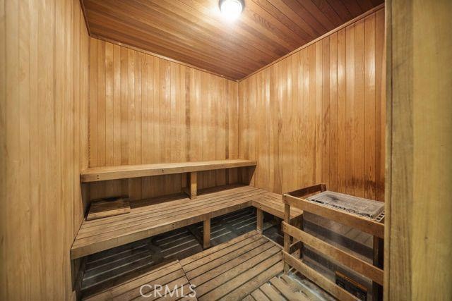 1234 Wilshire Boulevard 207