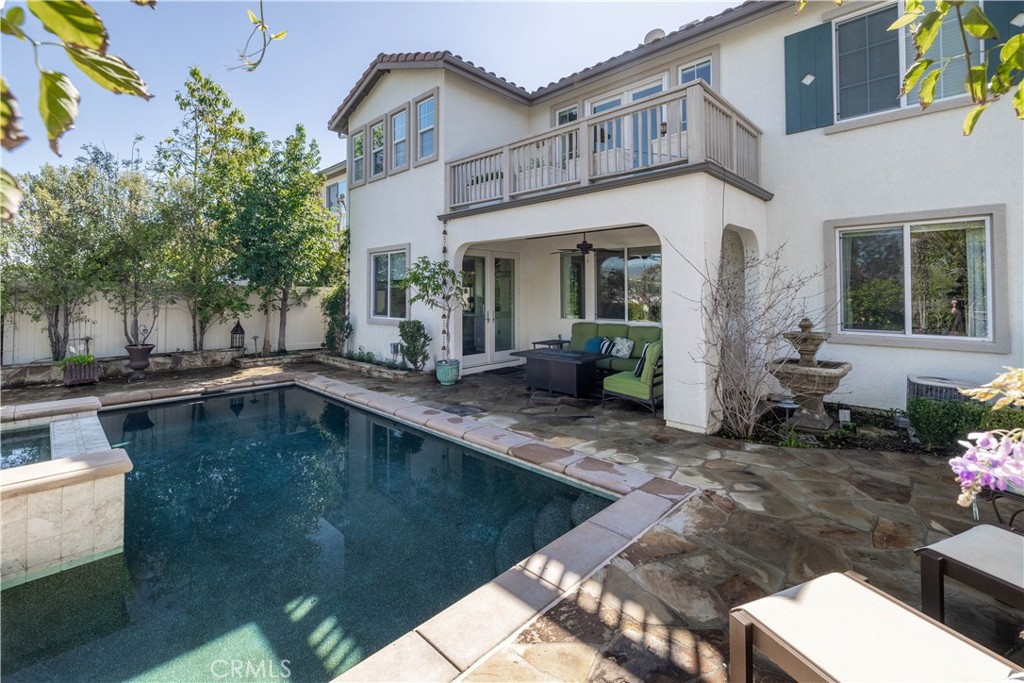 2589 N Promontory