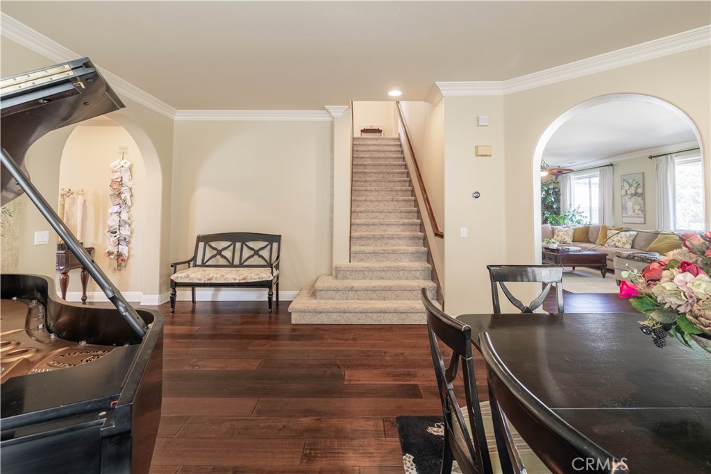 2589 N Promontory