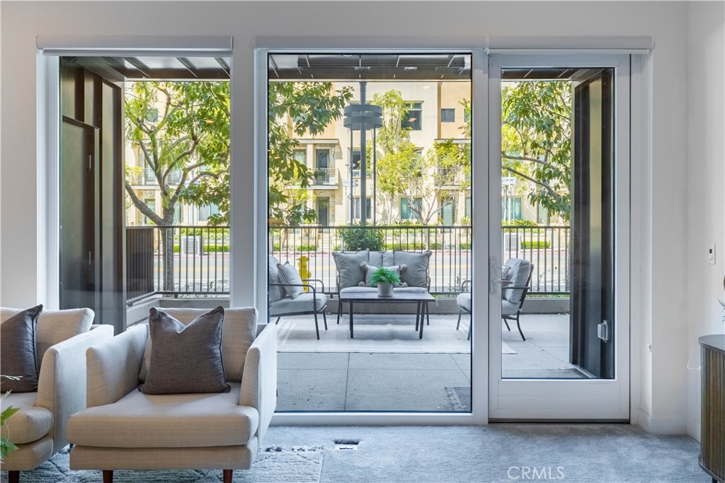 1107 Rivington