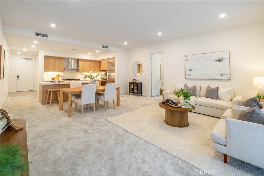 1107 Rivington