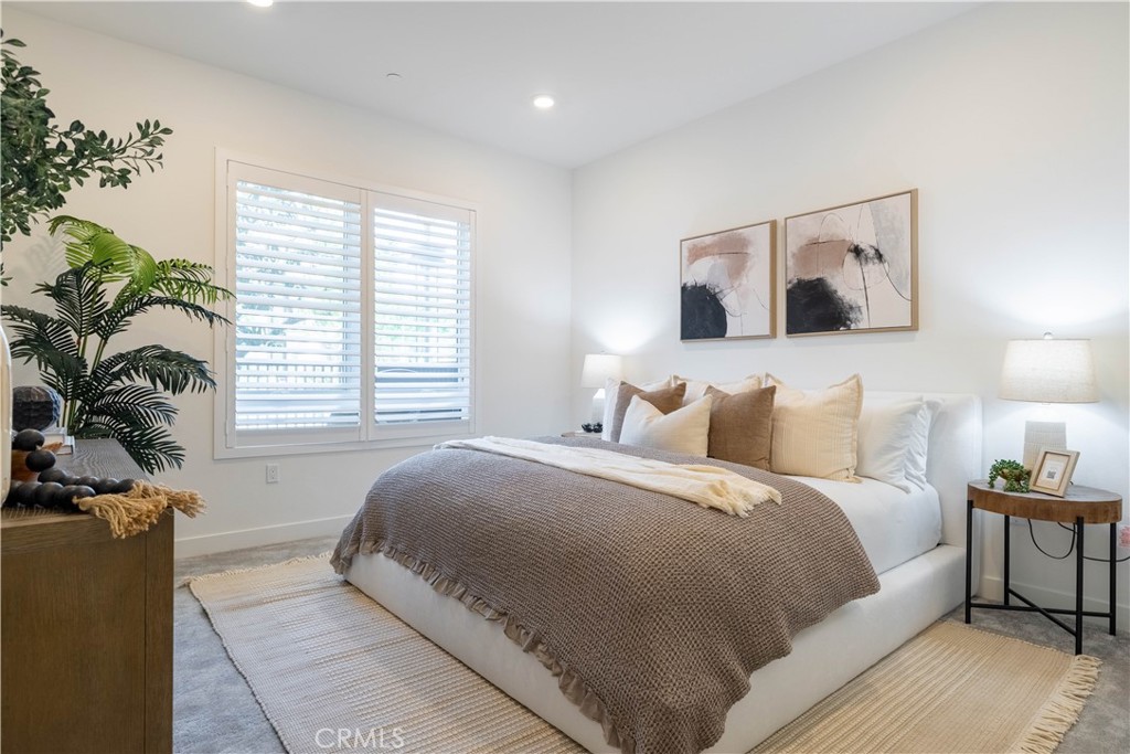 1107 Rivington