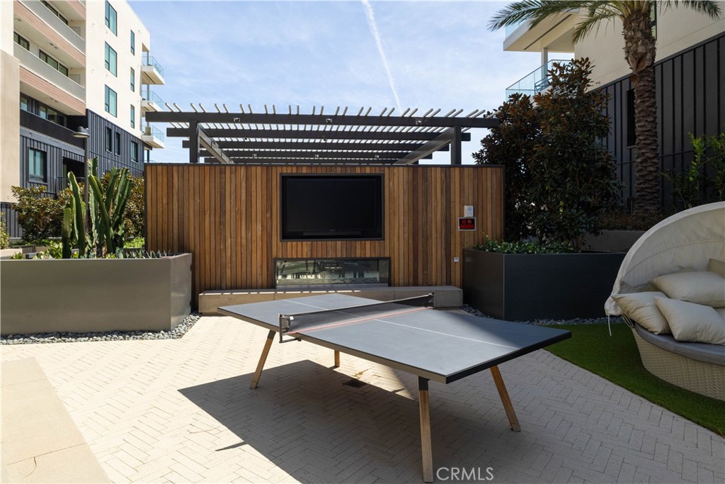 1107 Rivington