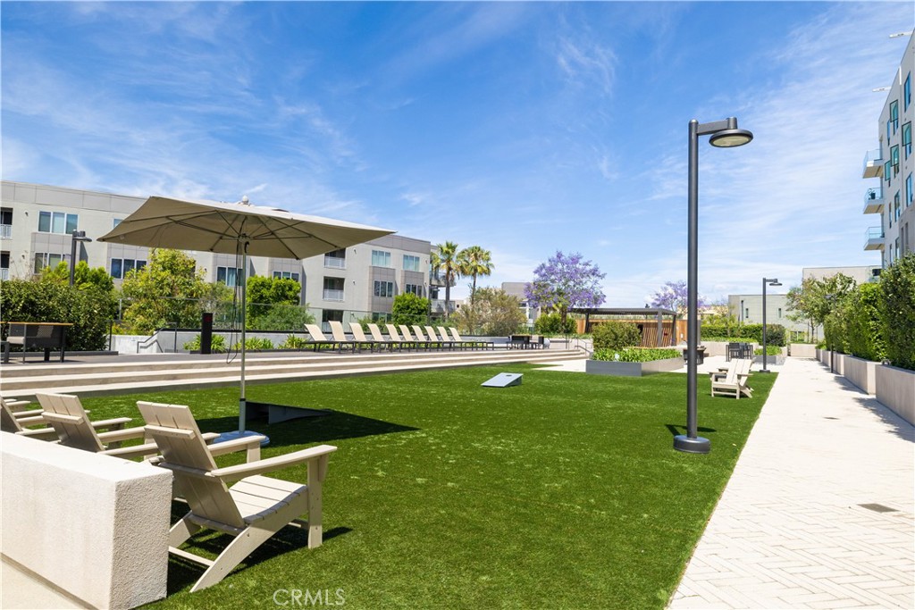 1107 Rivington