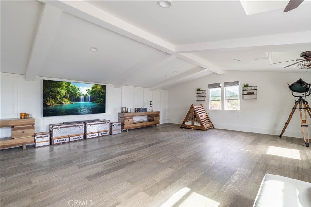 18806 Winnwood
