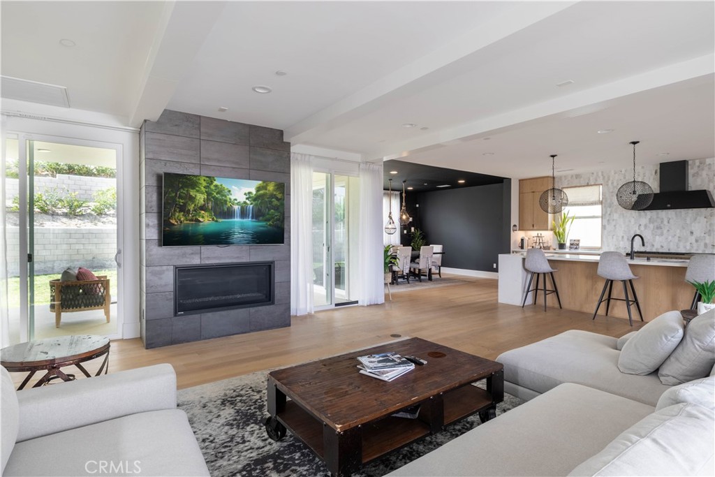 18806 Winnwood