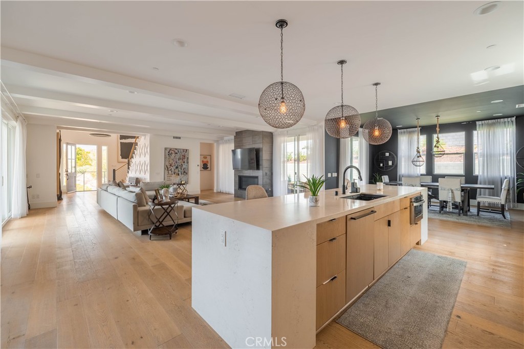 18806 Winnwood
