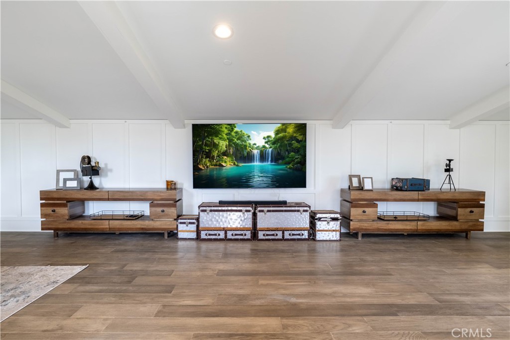 18806 Winnwood