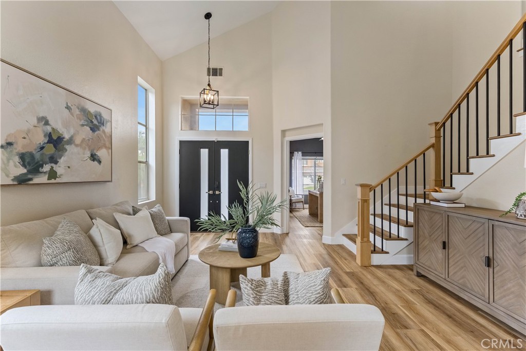 2688 N Bentley