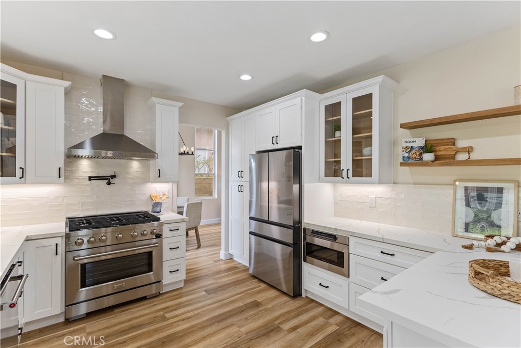 2688 N Bentley