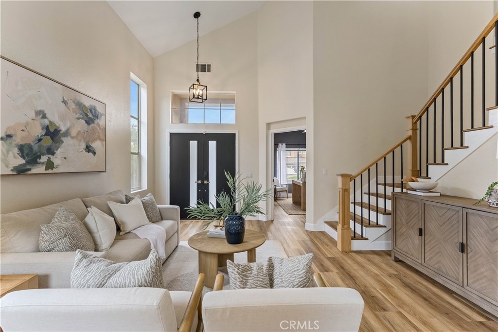 2688 N Bentley