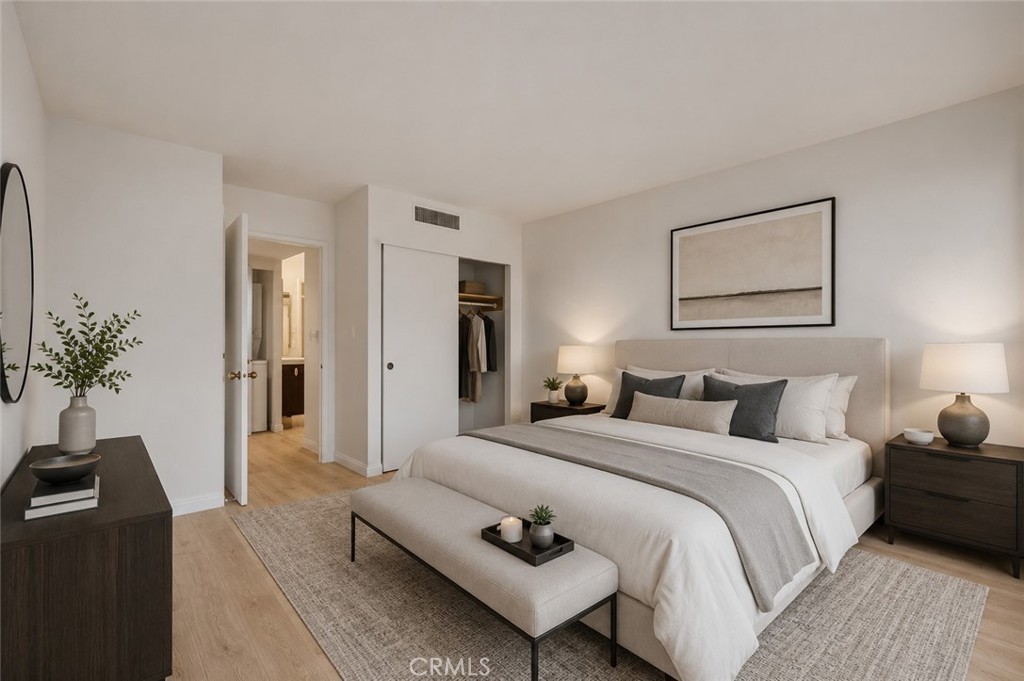 600 W 9th 1103