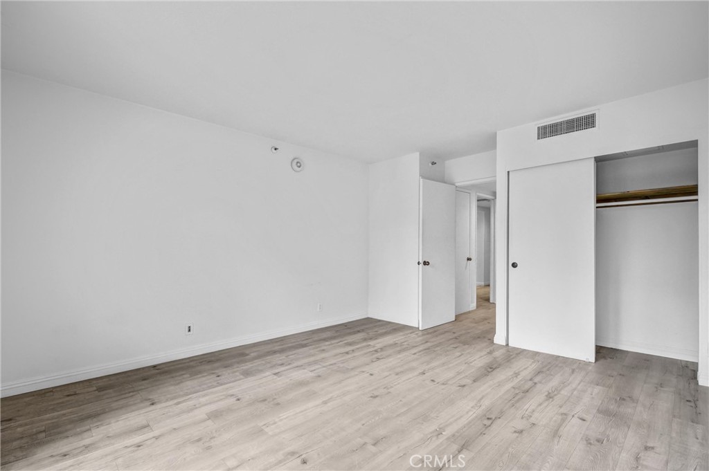 600 W 9th 1103